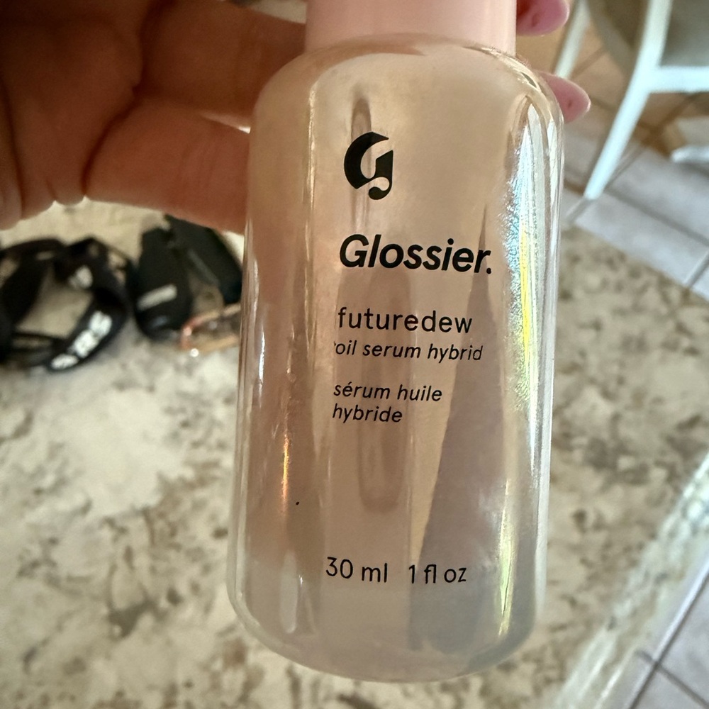 Glossier Cream Primer Makeup